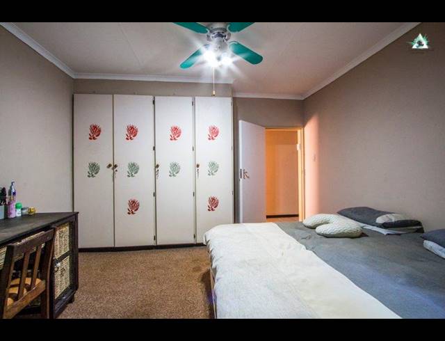 4 BEDROOM PROPERTY TO RENT IN SUNNYRIDGE
